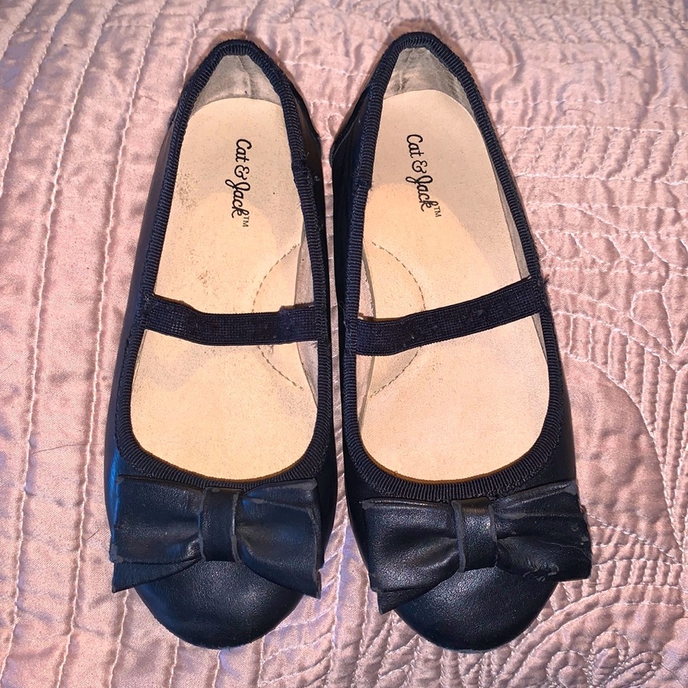 Cat & Jack flats girls size 9